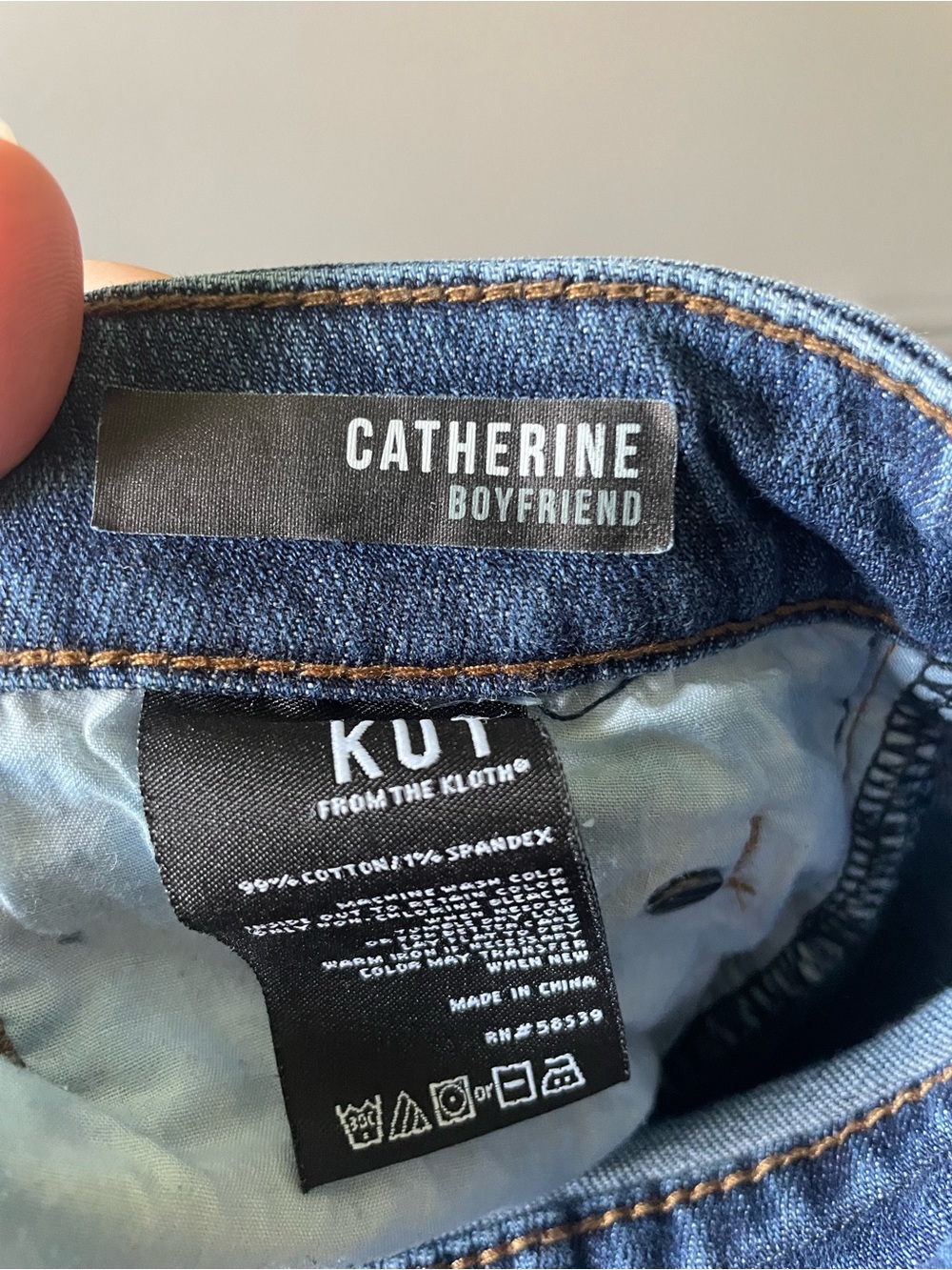 Kut from the Kloth Catherine Boyfriend Jeans - Dark Blue Denim Size 14 - Picture 5 of 5